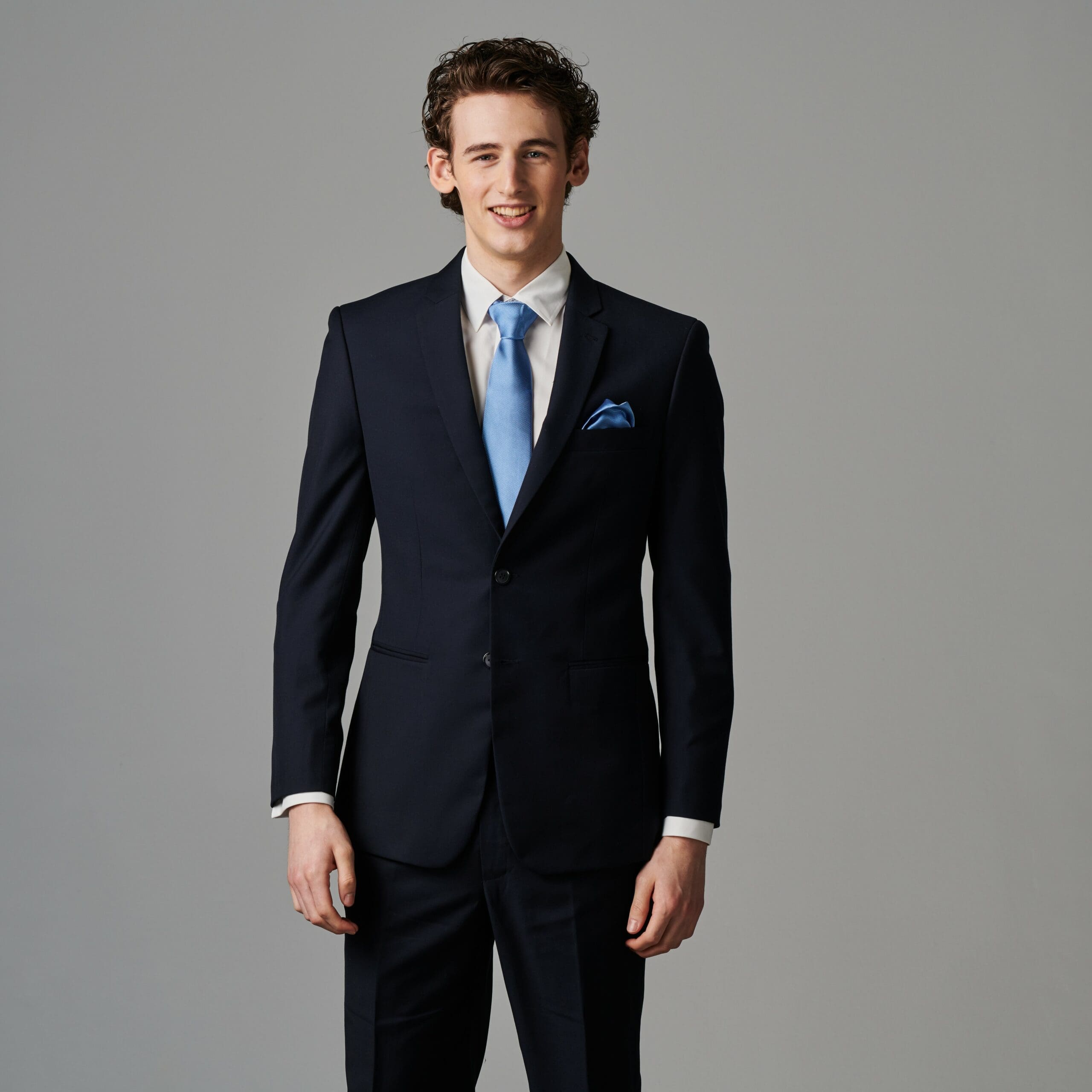 Business Anzug Set Klassisch in Dunkelblau jetzt mieten statt kaufen - Herren Anzug klassisch mieten - Herren Anzug mieten