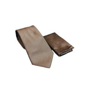 Exklusives, edles Krawatten-Set in Hochglanz-Braun – jetzt online mieten bei Smartanzug.