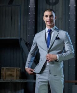 Business Anzug komplettes set in Classy Casual Hellgrau für sommerliche Events. Trauezeugen oder Gästeoutfits mieten statt kaufen