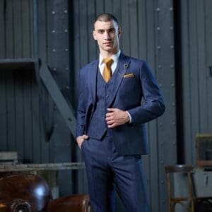 Moderner dreiteilger Anzüge Mieten