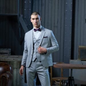 Dreiteiliger Anzug Mieten / 3-teiliger Anzug mieten in Hellgrau