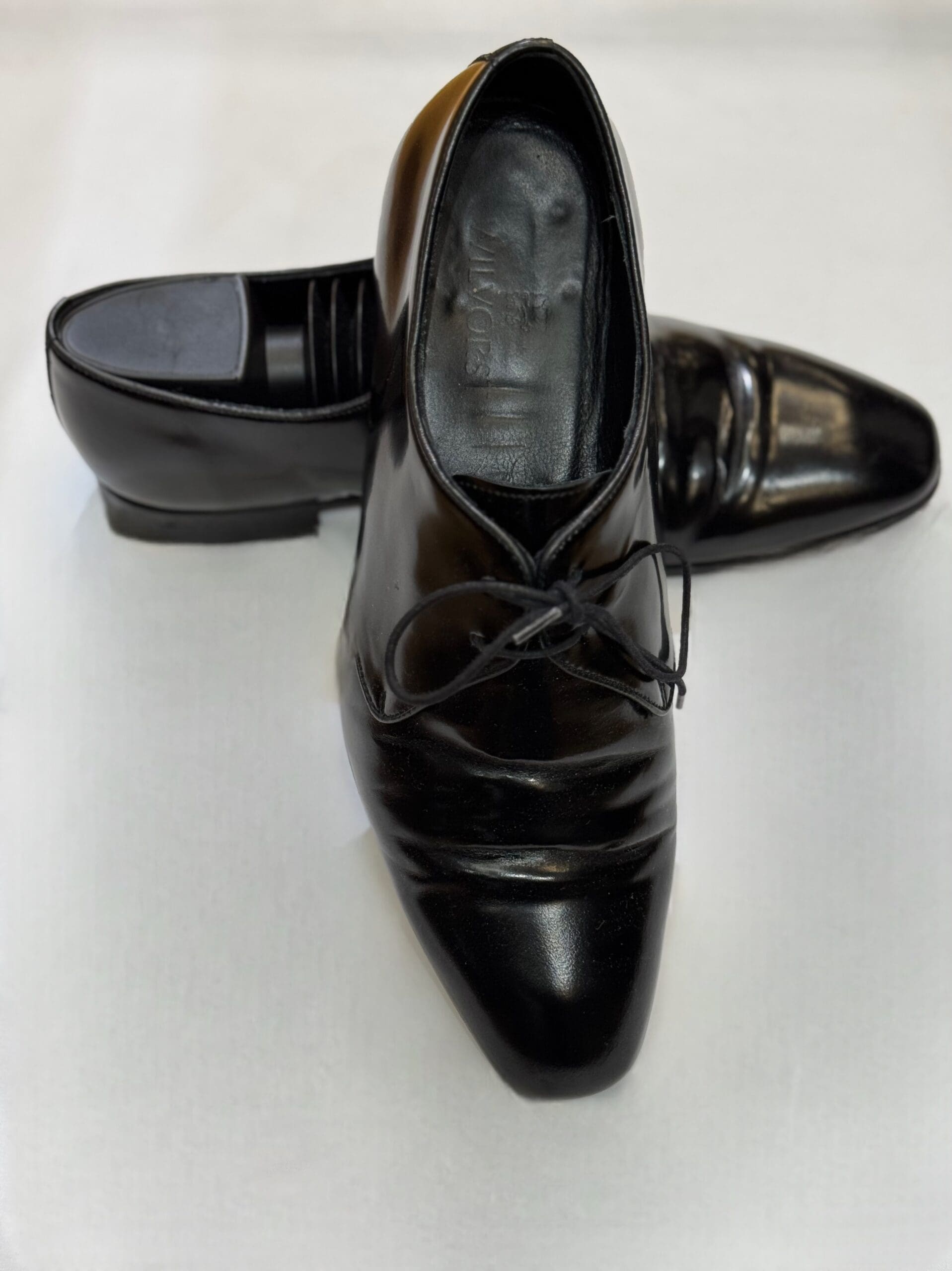 Schuhe Schwarz mieten – elegant für jeden Anlass bei Smartanzug.