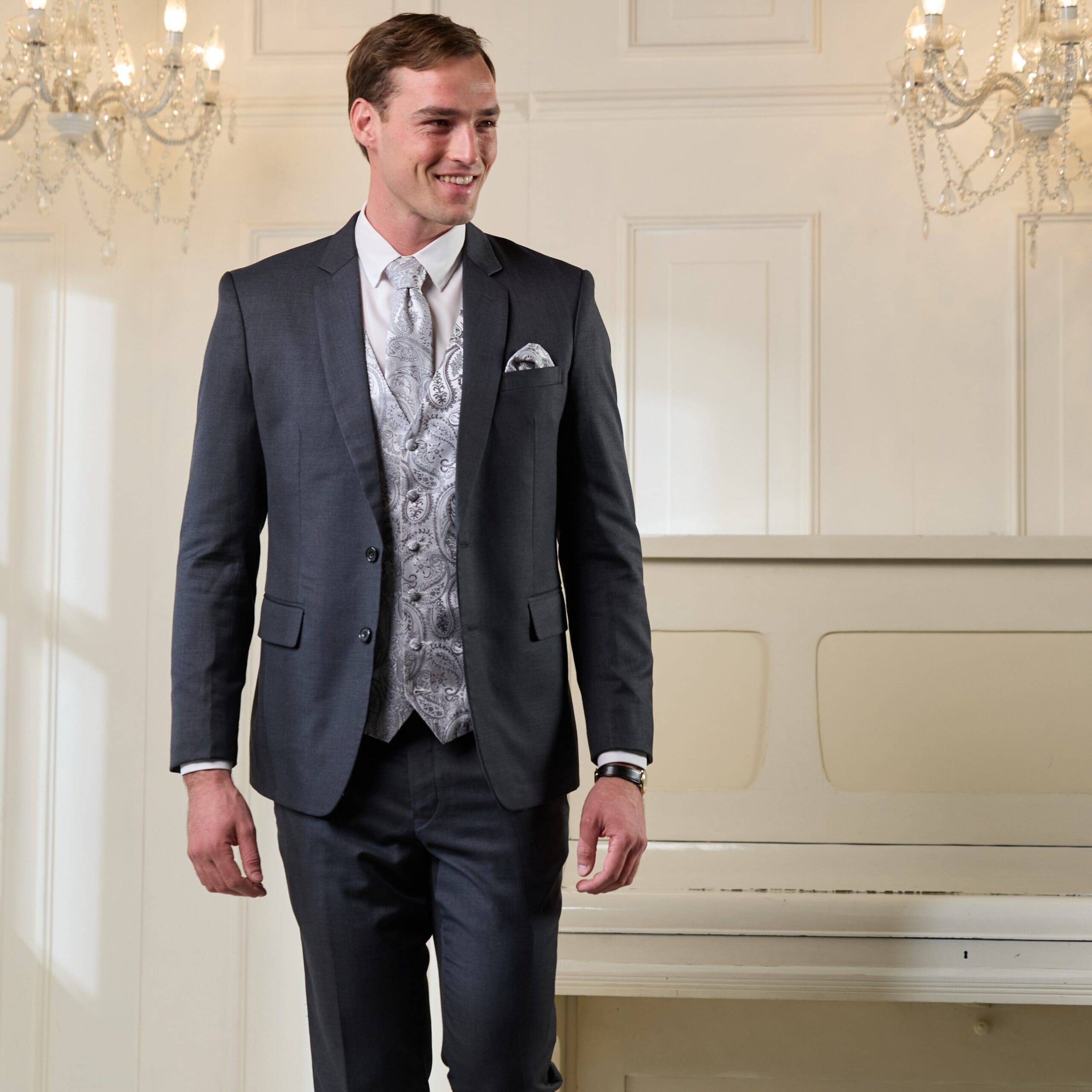 jetzt unsere Hochzeitsanzug Set mieten online mieten